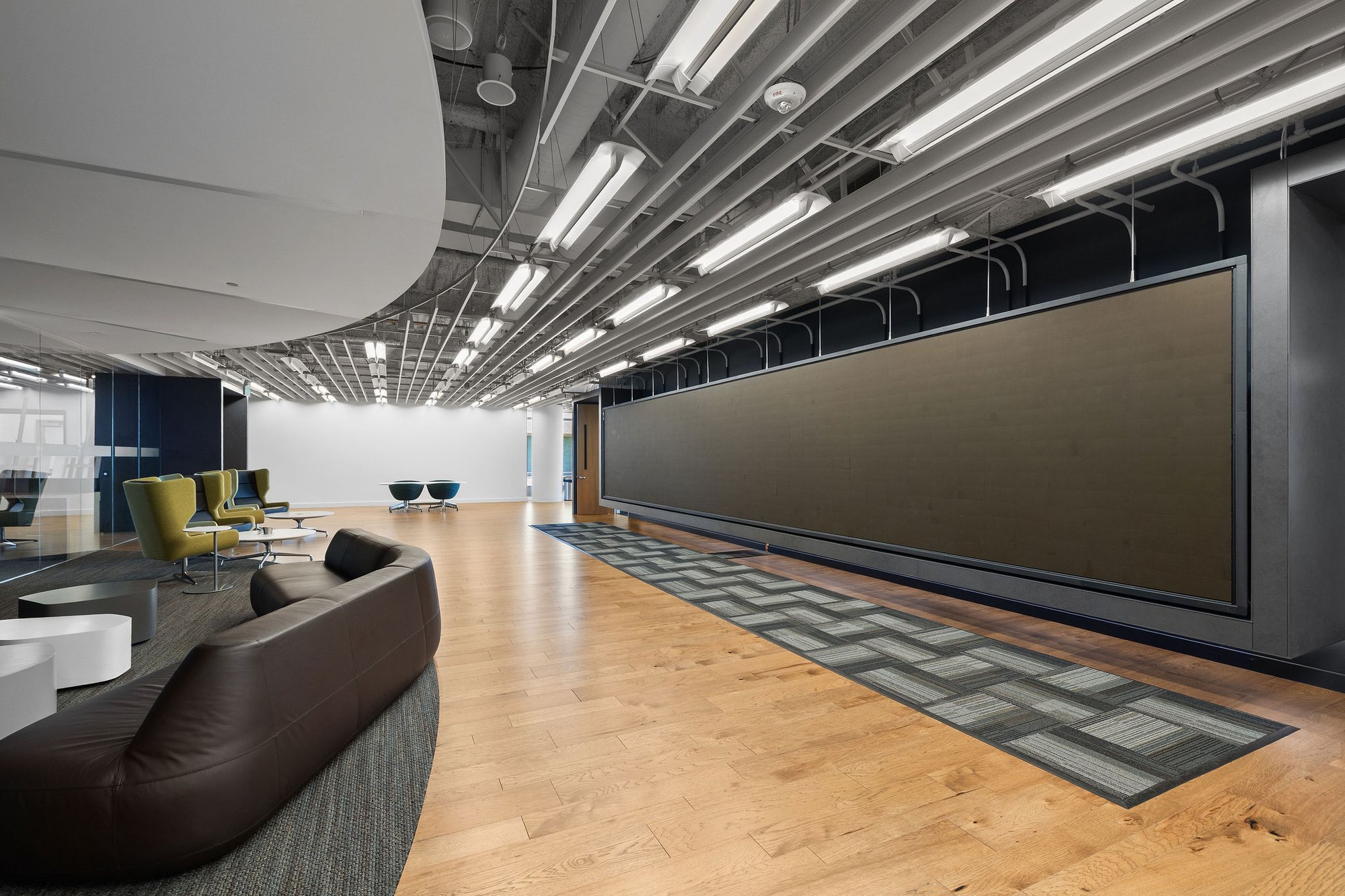 ExecutiveBriefingCenter12